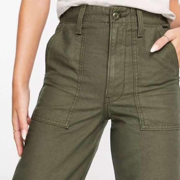 Levi's Ribcage Straight Utility Pants Green NWT - Picture 3 of 7